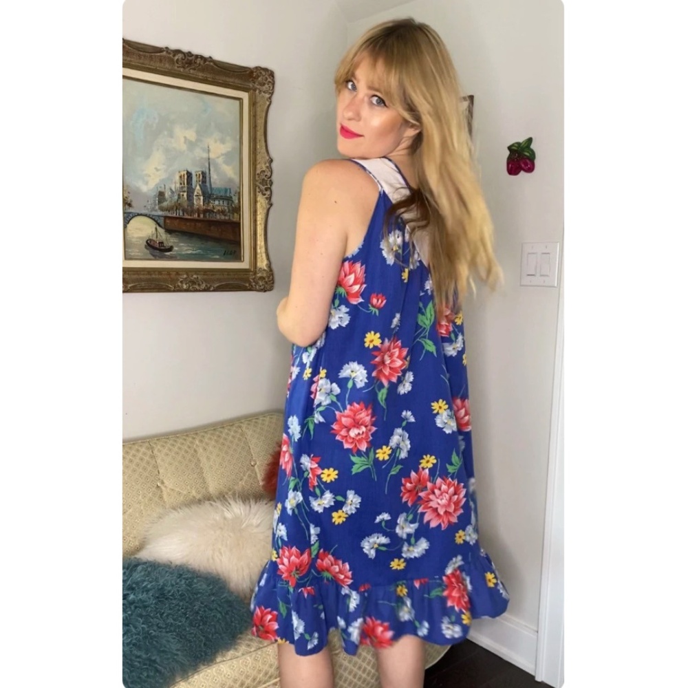 Vintage 1960's Floral House Dress in Cobalt Blue with Red + Yellow Flowers • M - Picture 4 of 6